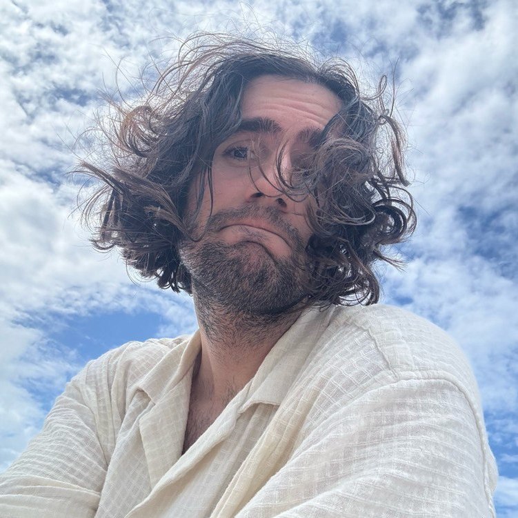 Thumb ticker lg pedramkhorsandi