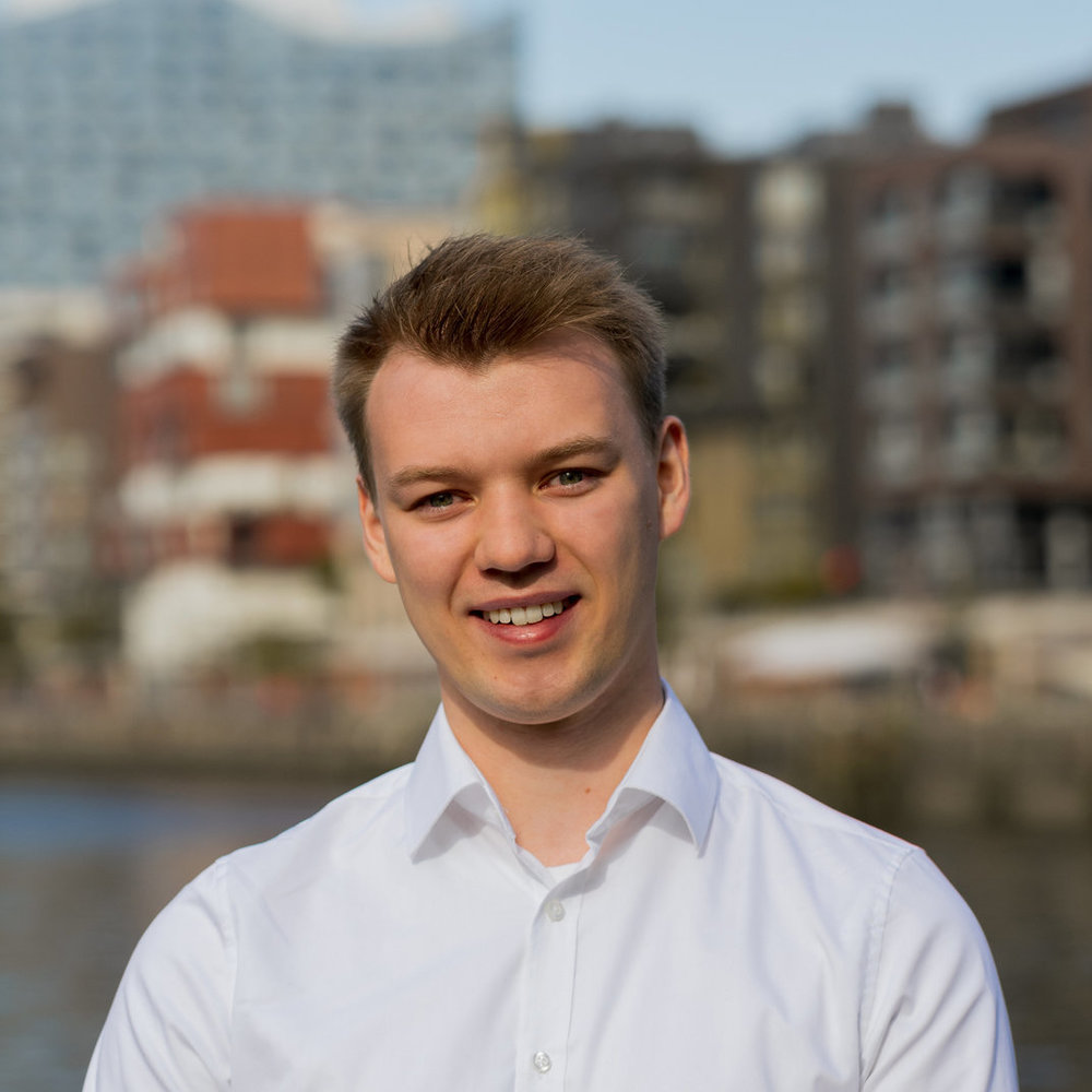 Thumb ticker lg cedric ewen portrait