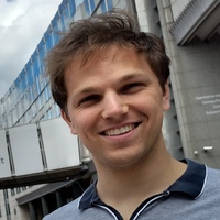 Thumb ticker johannes taraz
